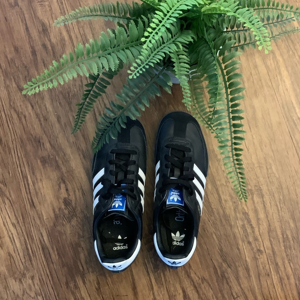 Adidas Samba Sneakers